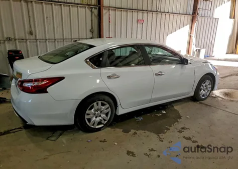 2016 Nissan Altima 2.5 z USA, uszkodzony, nr VIN 1N4AL3APXGN311544
